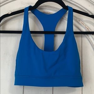 EUC LULULEMON SPORTS BRA SIZE 6